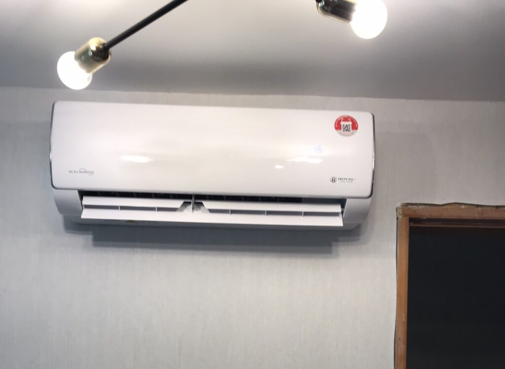 Установка кондиционера Royal Clima